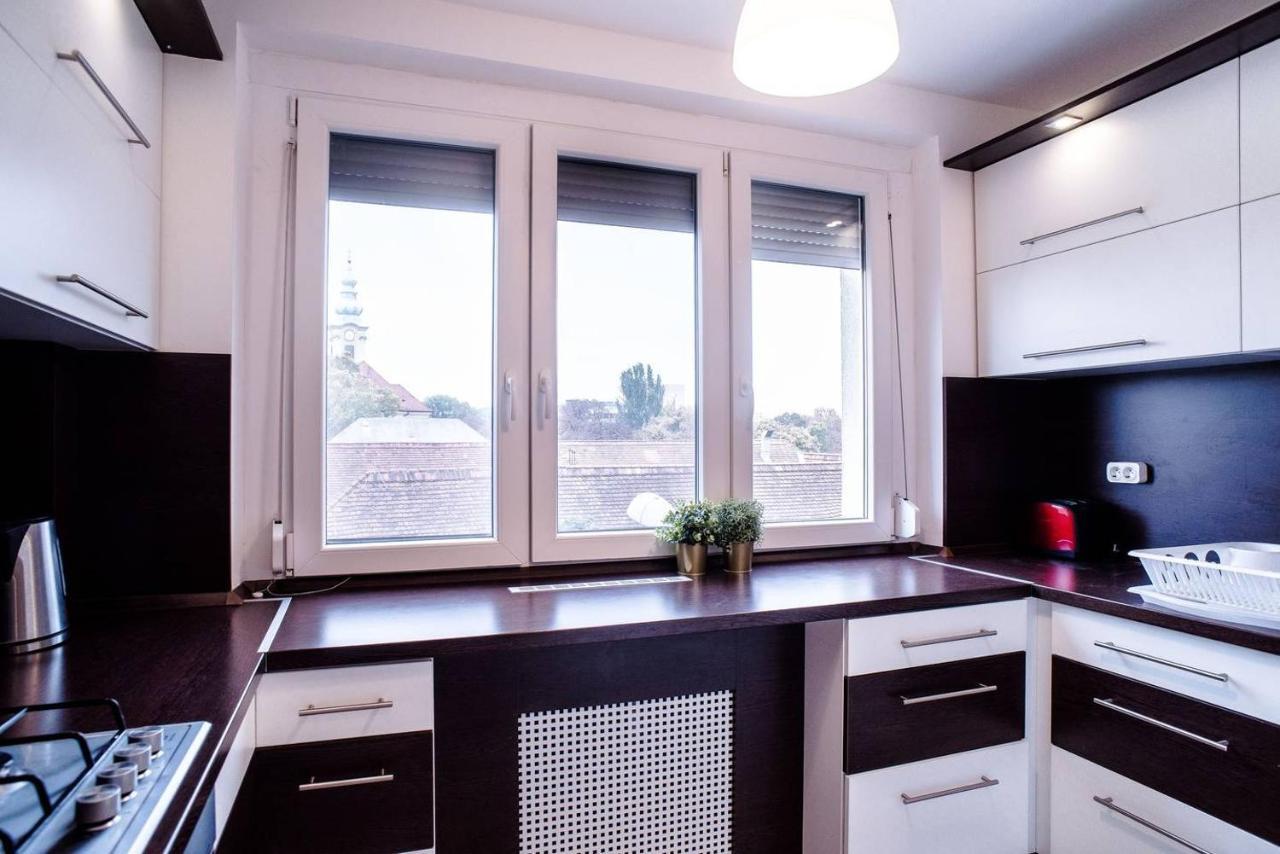 Peaceful, Cozy And New Apartment With Balcony Budapest Eksteriør bilde