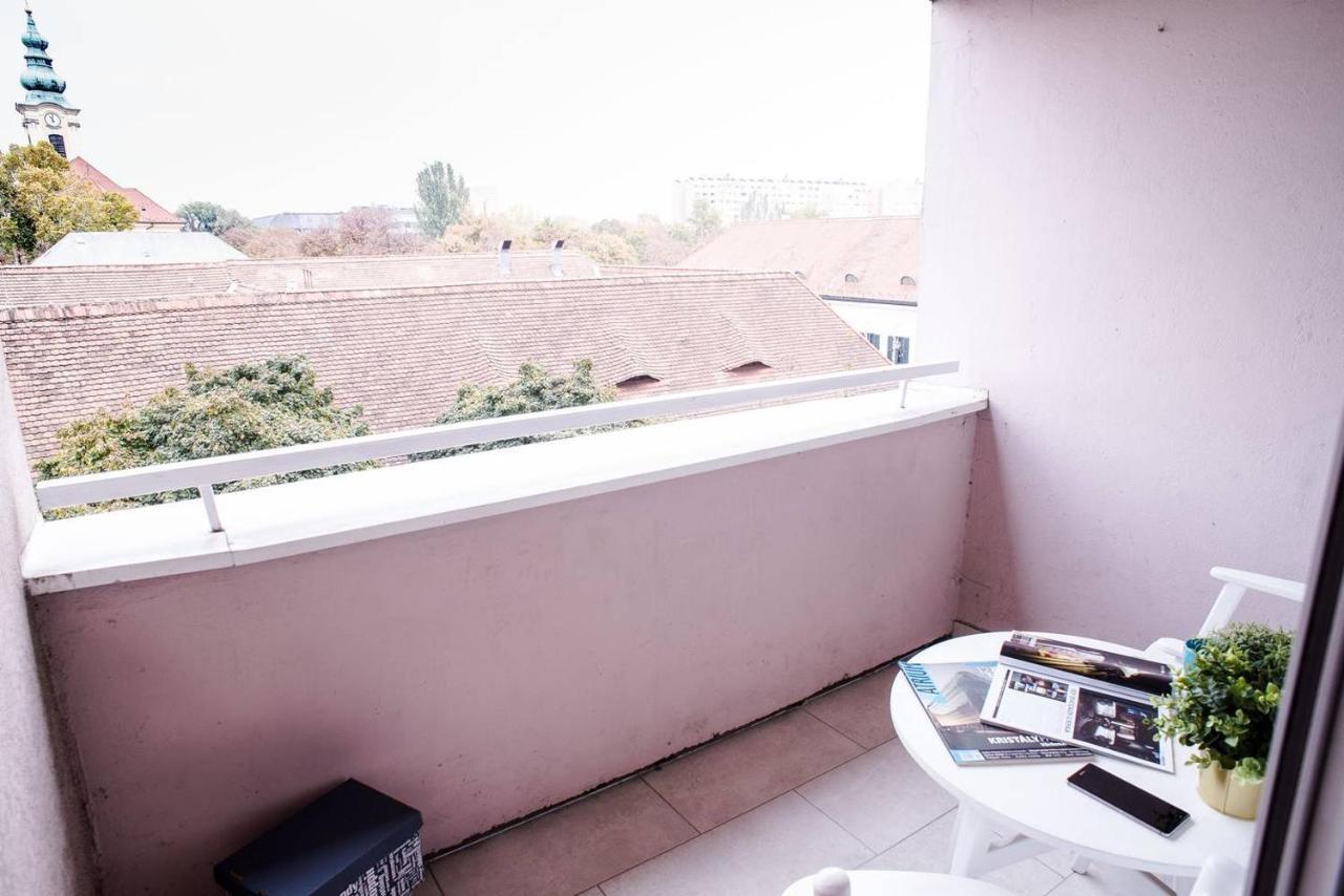 Peaceful, Cozy And New Apartment With Balcony Budapest Eksteriør bilde
