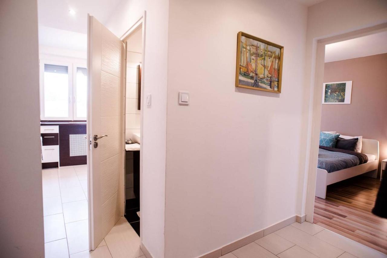Peaceful, Cozy And New Apartment With Balcony Budapest Eksteriør bilde
